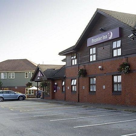 Premier Inn Birmingham Oldbury โอลด์เบอรี ภายนอก รูปภาพ