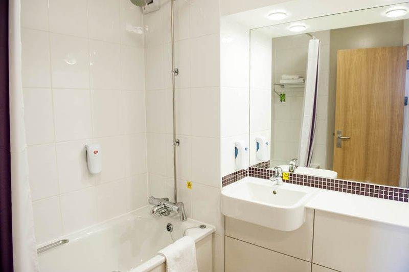 Premier Inn Birmingham Oldbury โอลด์เบอรี ภายนอก รูปภาพ